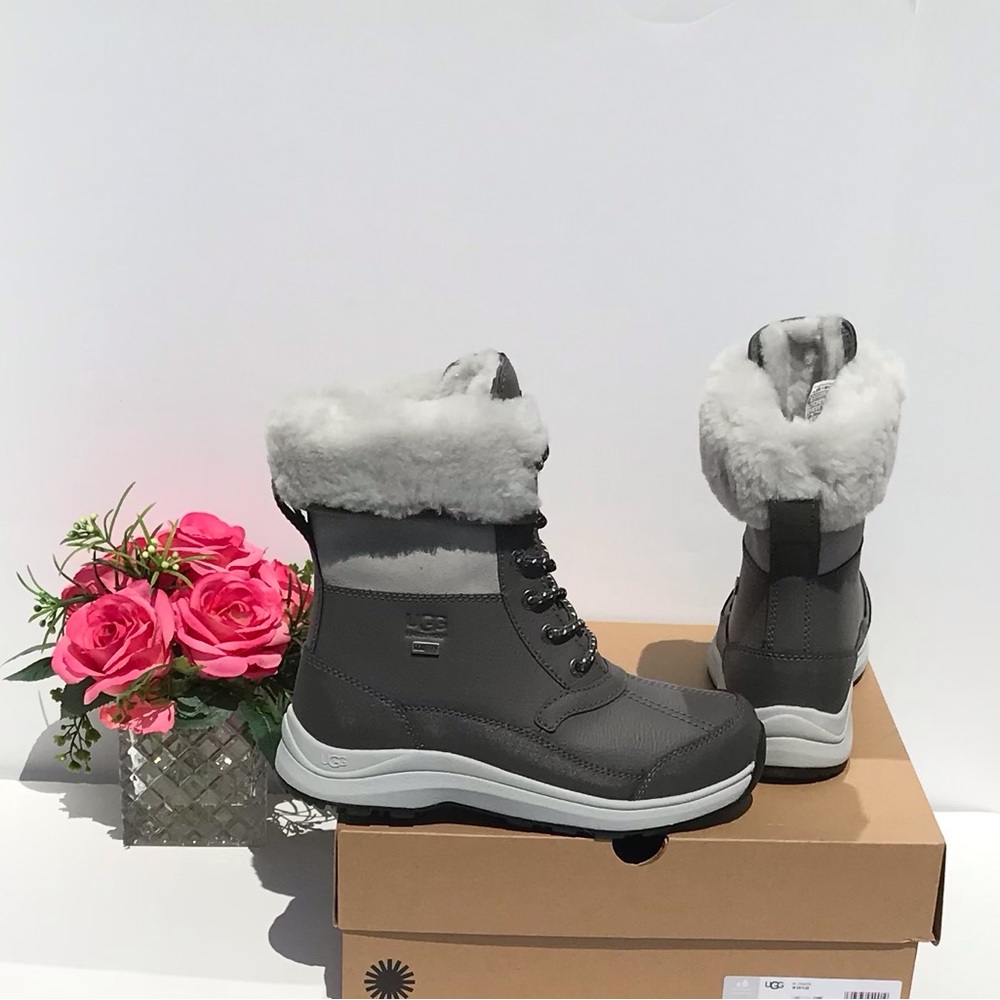 UGG Zaylee Boots